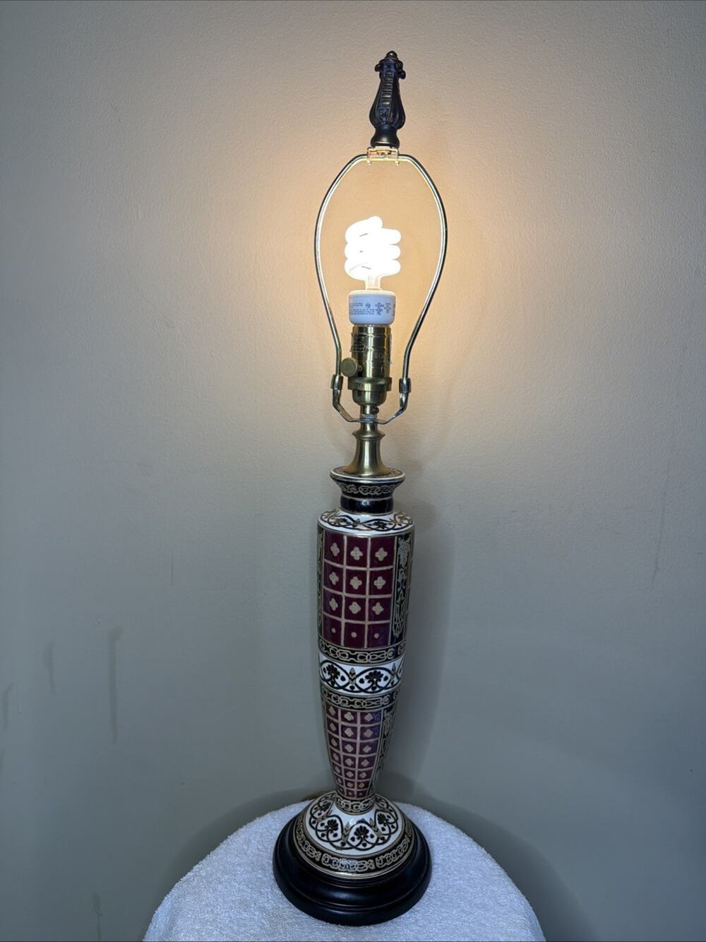 Bombay Co. Chinoiserie Table Lamps Brass Porcelain with Enamel Overlay Gift